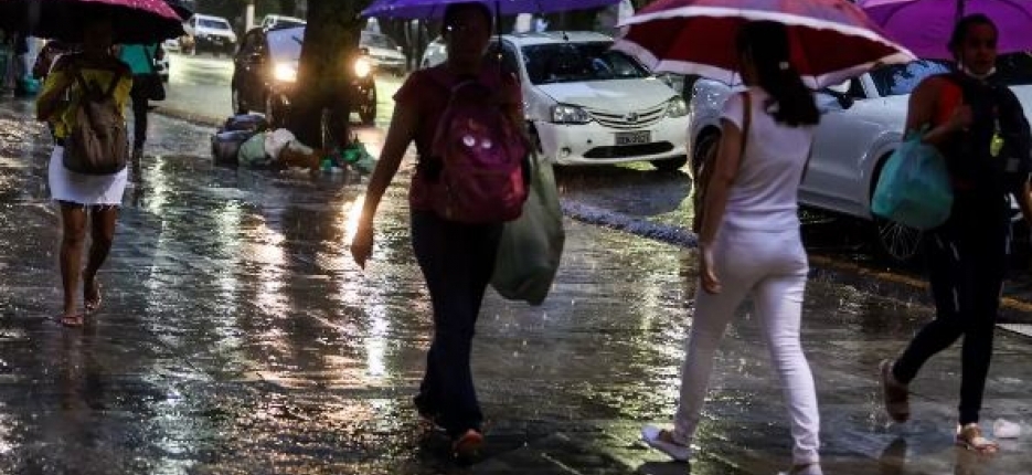 Fortes chuvas deixam Bel�m em estado de emerg�ncia