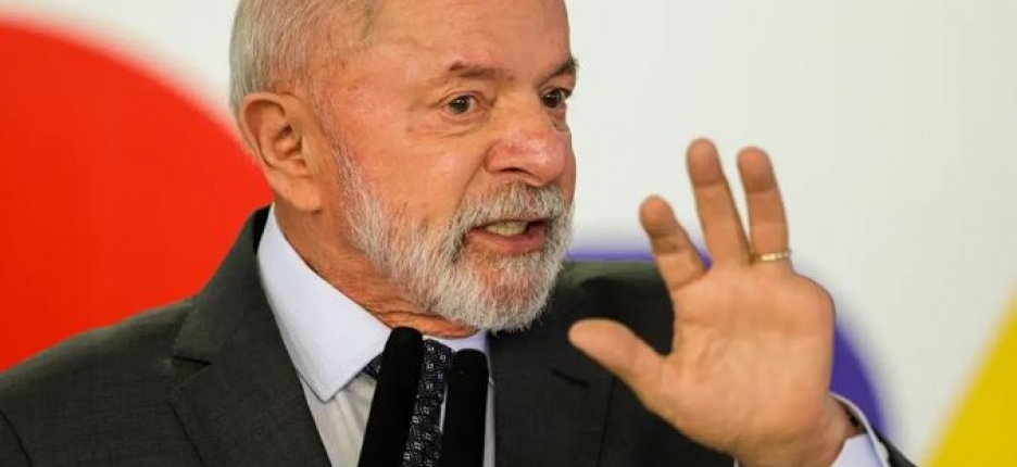Lula anuncia nesta quarta-feira R$ 30 bilhes para empresas afetadas por tarifao 
