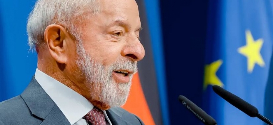 Lula passa por procedimentos m�dicos e volta ao trabalho na segunda